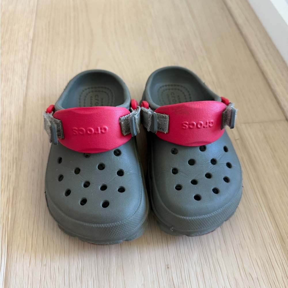 CROCS Kids' Water Shoes in Gray and Red